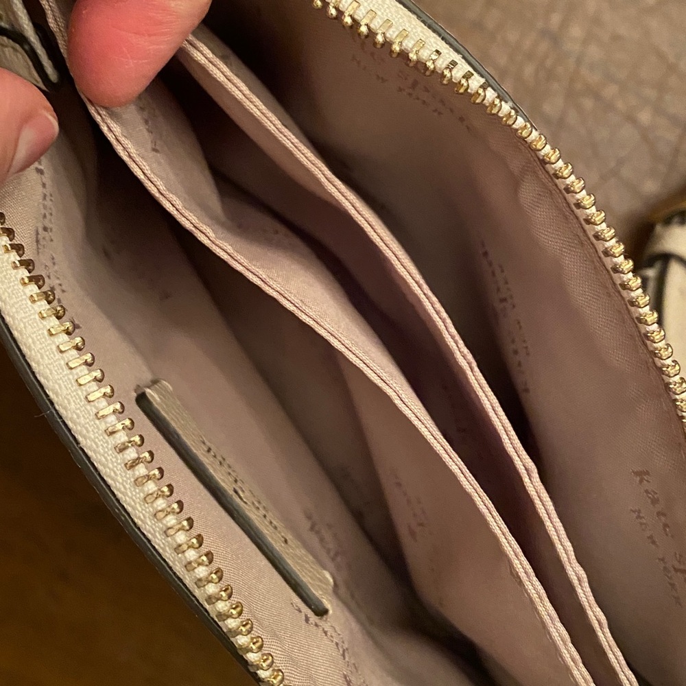 Kate Spade Cream Crossbody Bag - Picture 11 of 16